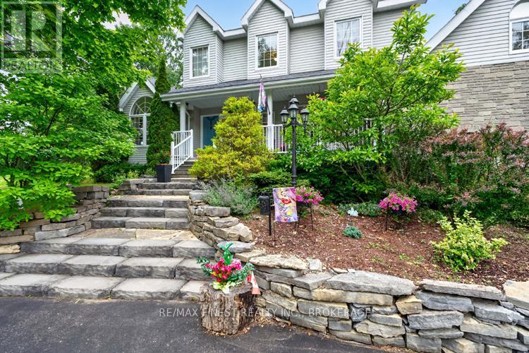 2038 VALLEYVIEW DRIVE - 48