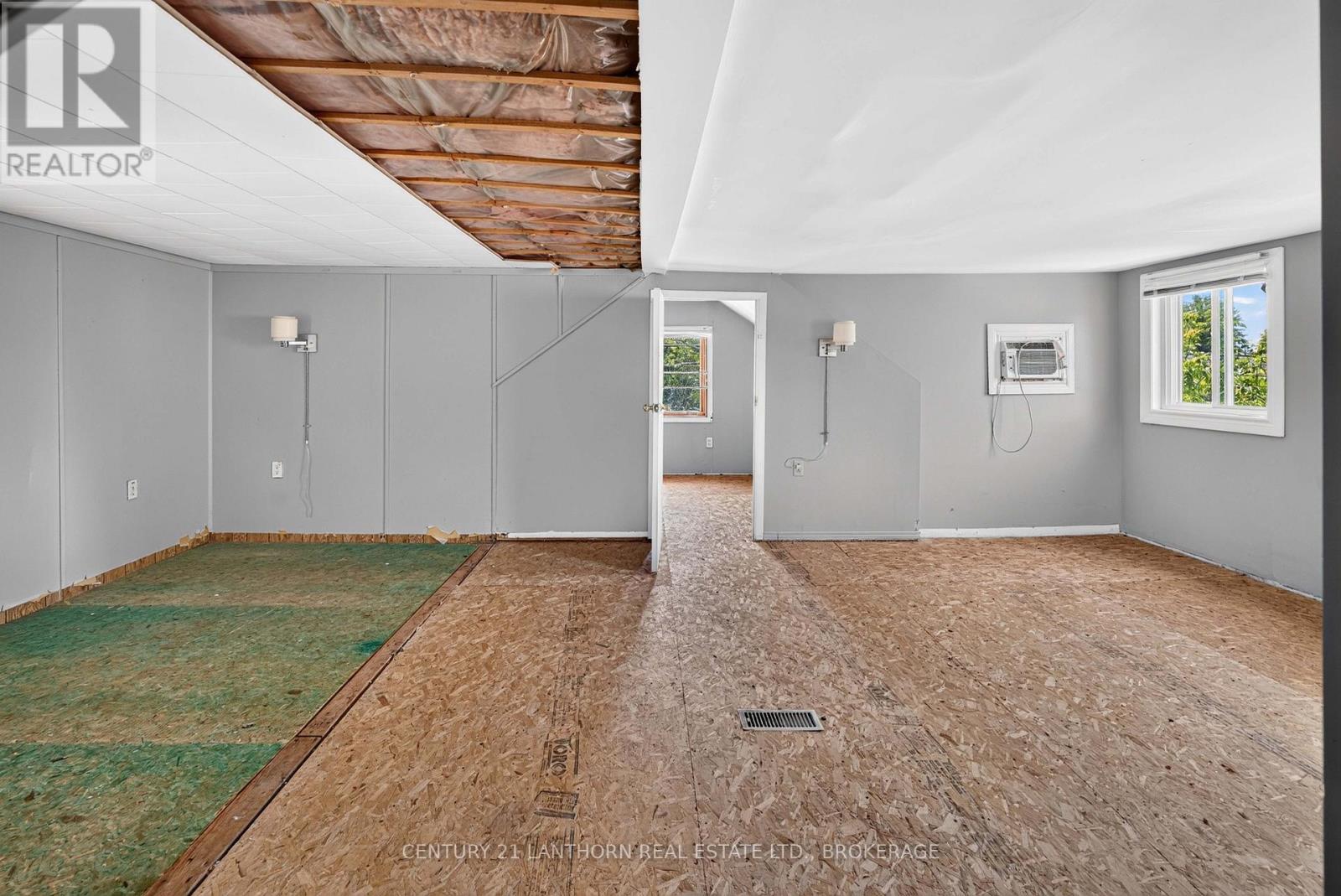 139 DRENNAN STREET - 10
