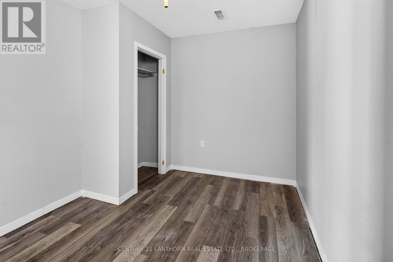 139 DRENNAN STREET - 21