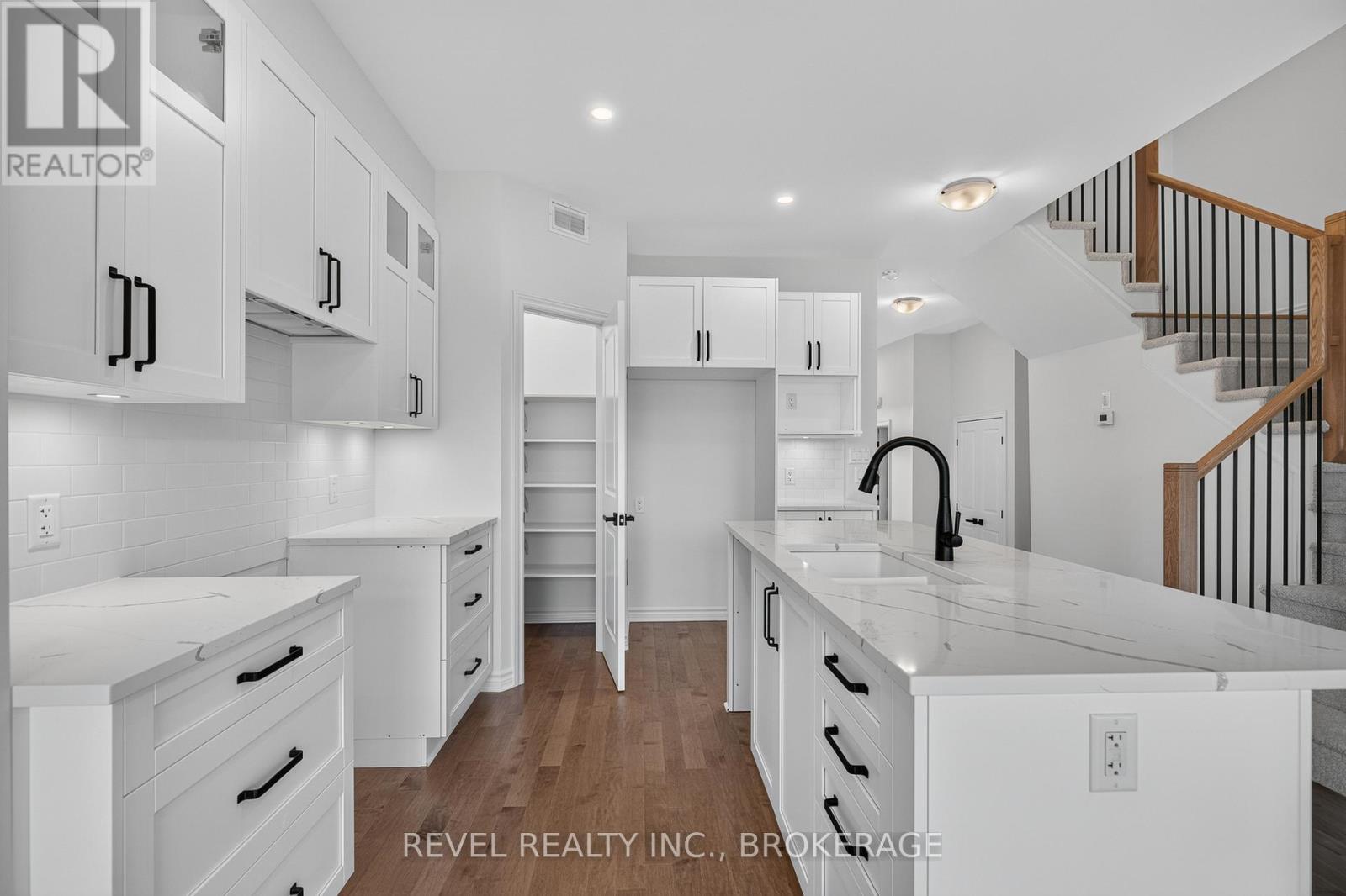 444 BUCKTHORN DRIVE - 13