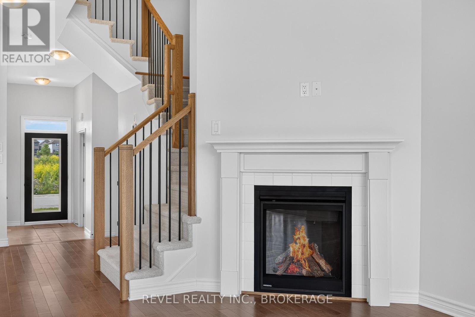 444 BUCKTHORN DRIVE - 20