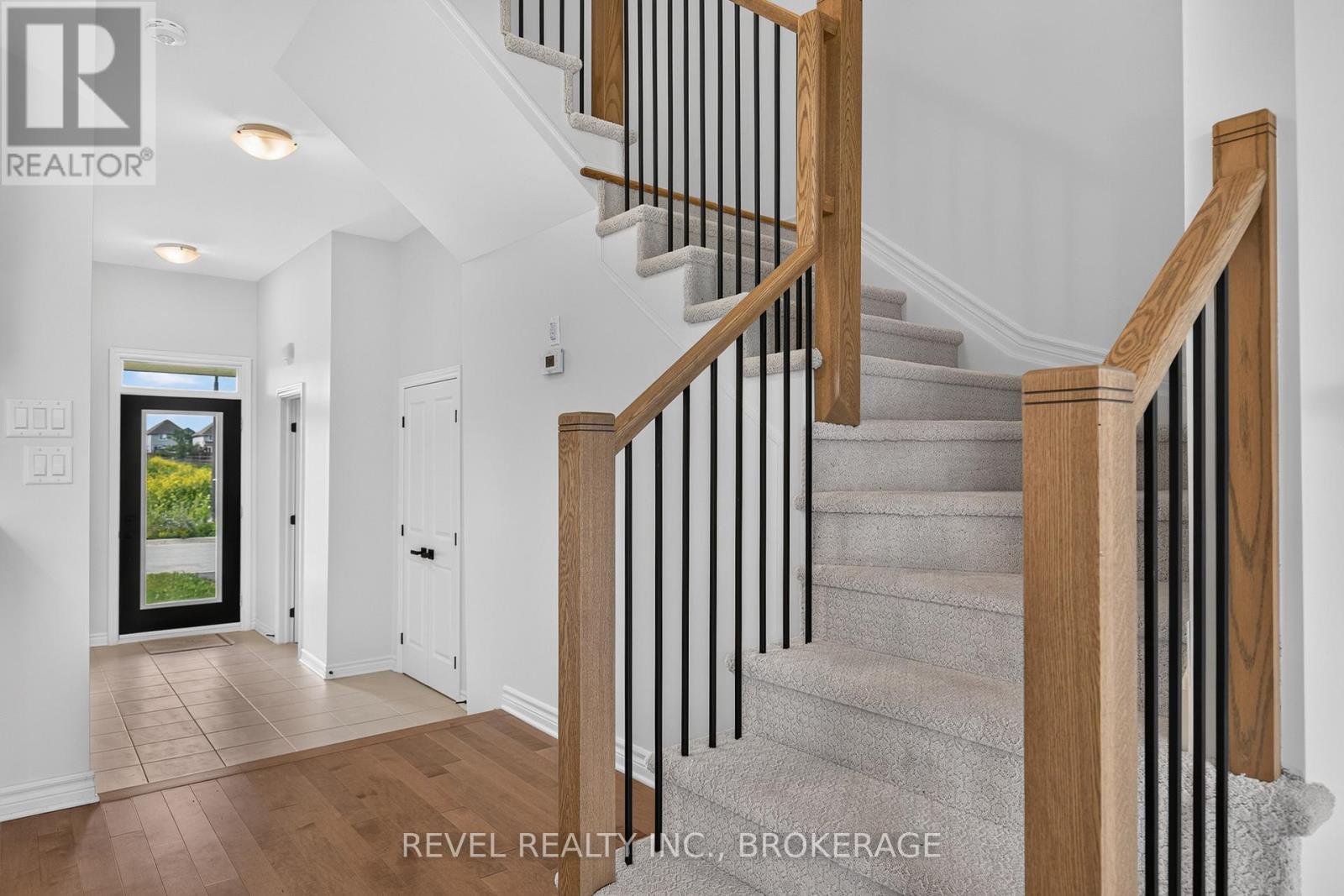 444 BUCKTHORN DRIVE - 22