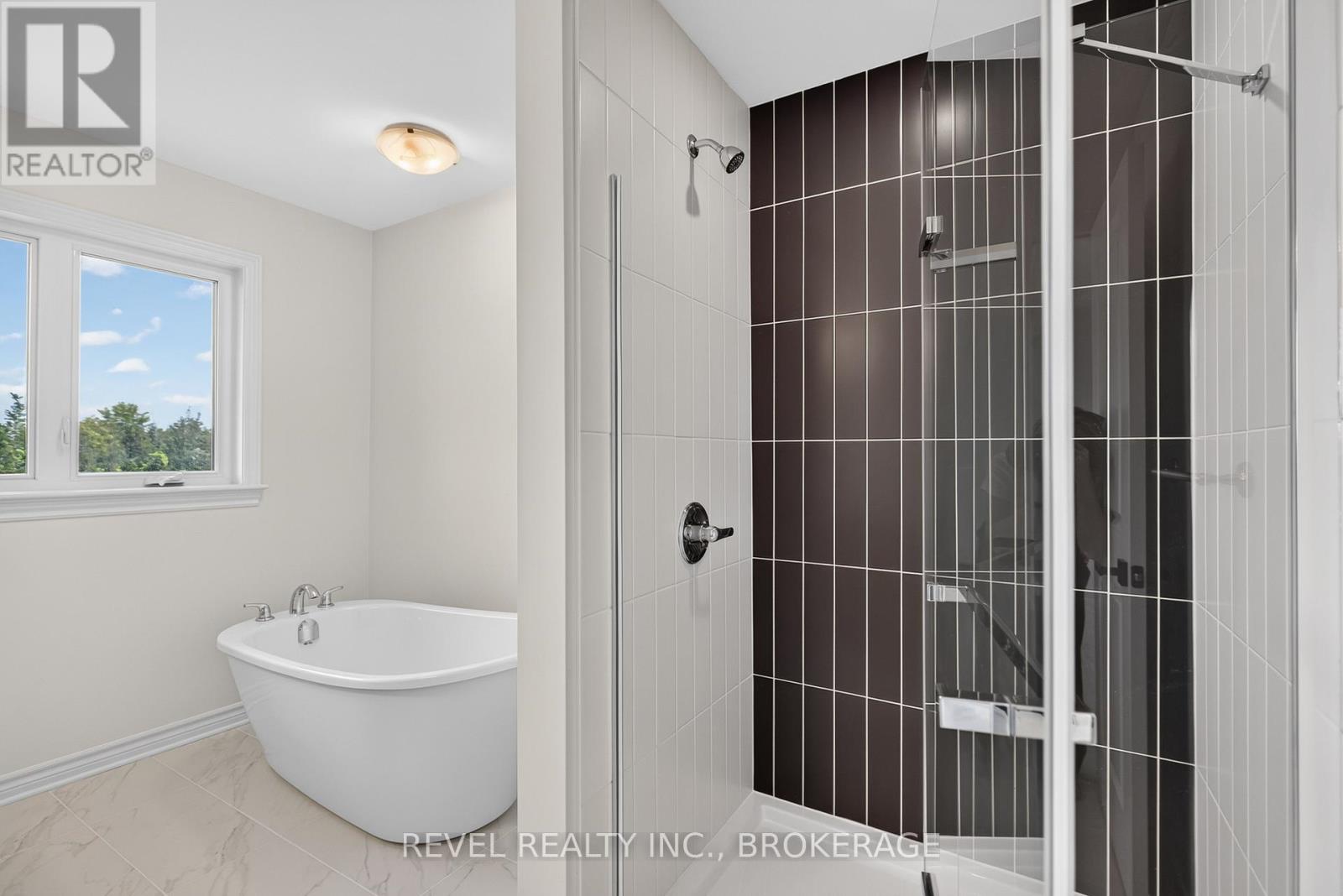 444 BUCKTHORN DRIVE - 29