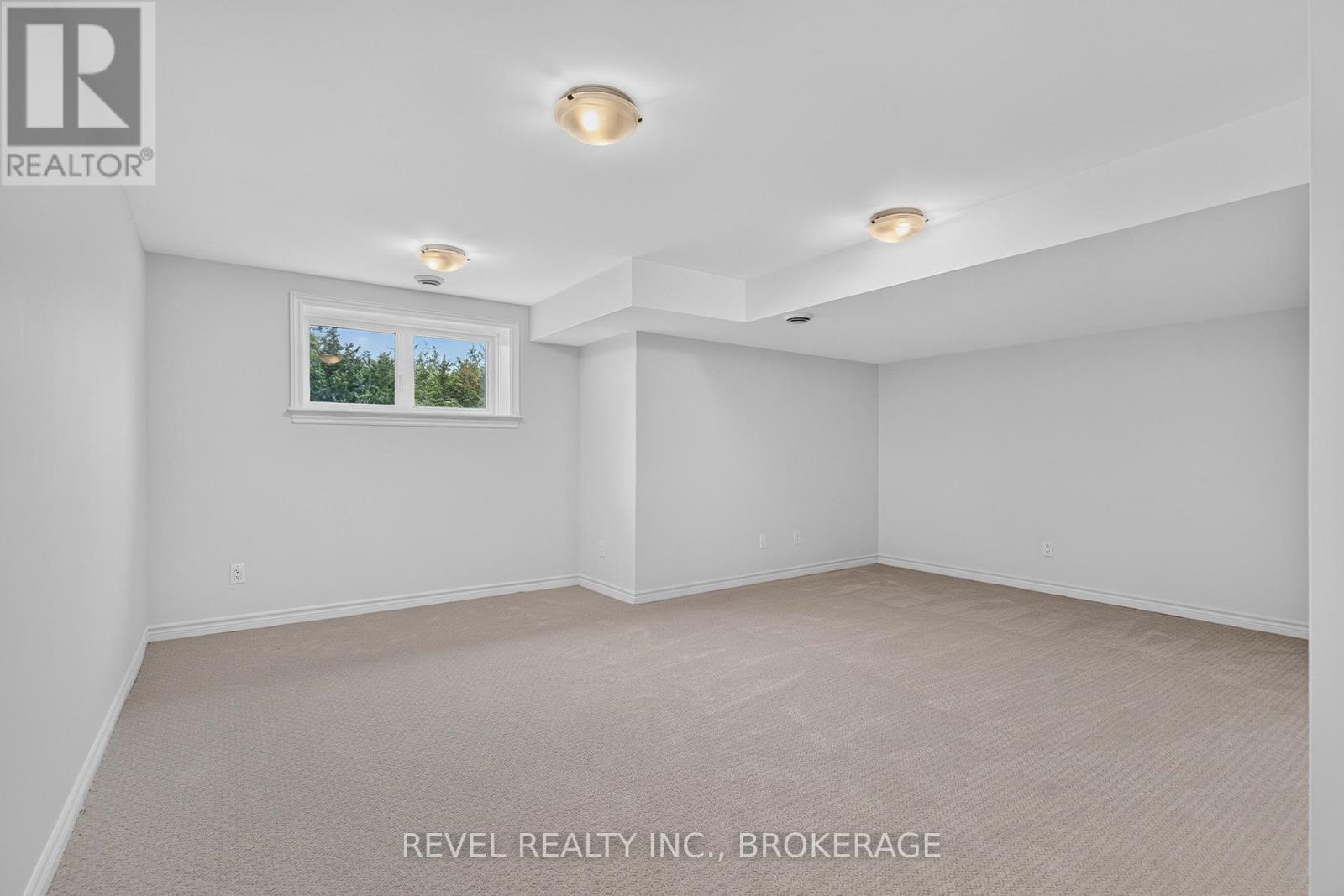 444 BUCKTHORN DRIVE - 40