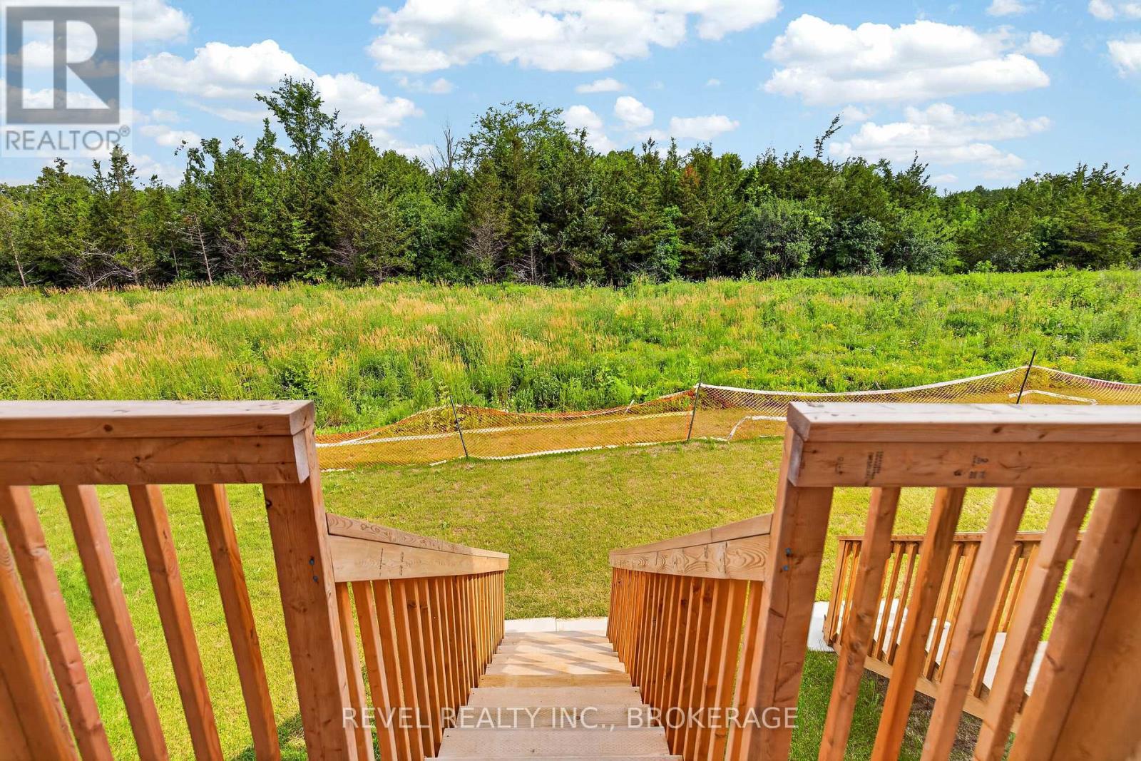 444 BUCKTHORN DRIVE - 43