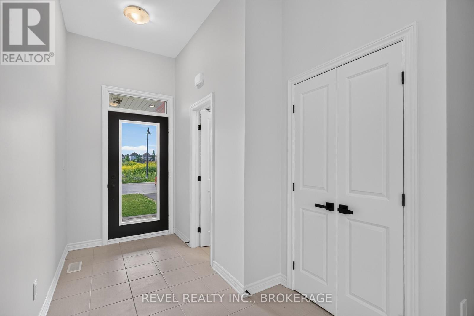 444 BUCKTHORN DRIVE - 8