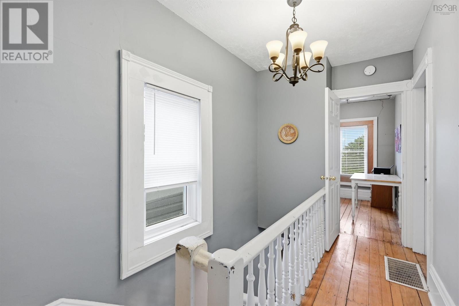6279 Yale Street - 16
