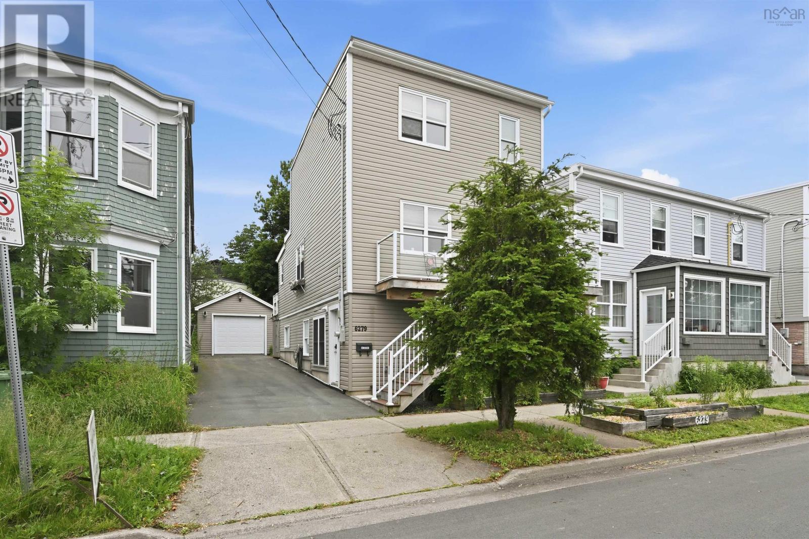 6279 Yale Street - 3