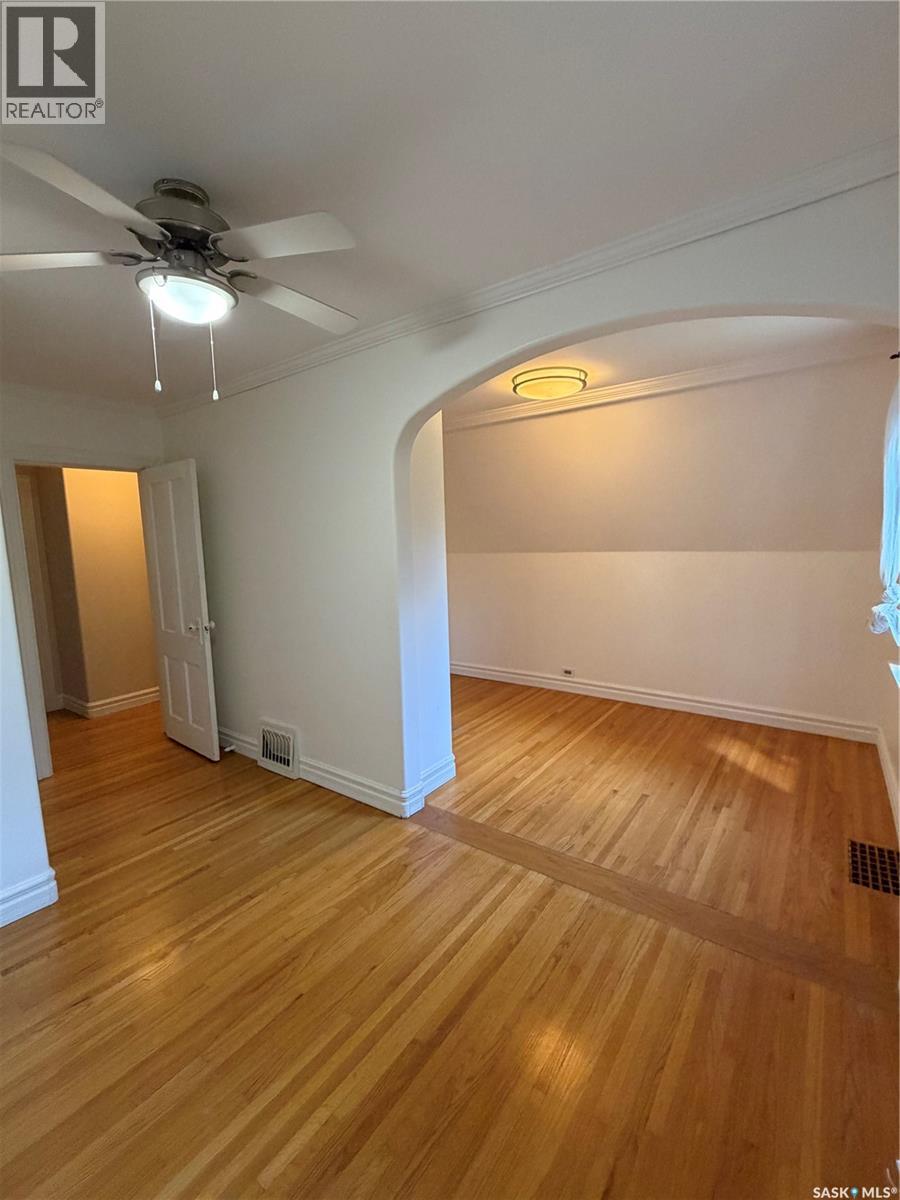 2333 Robinson STREET - 23