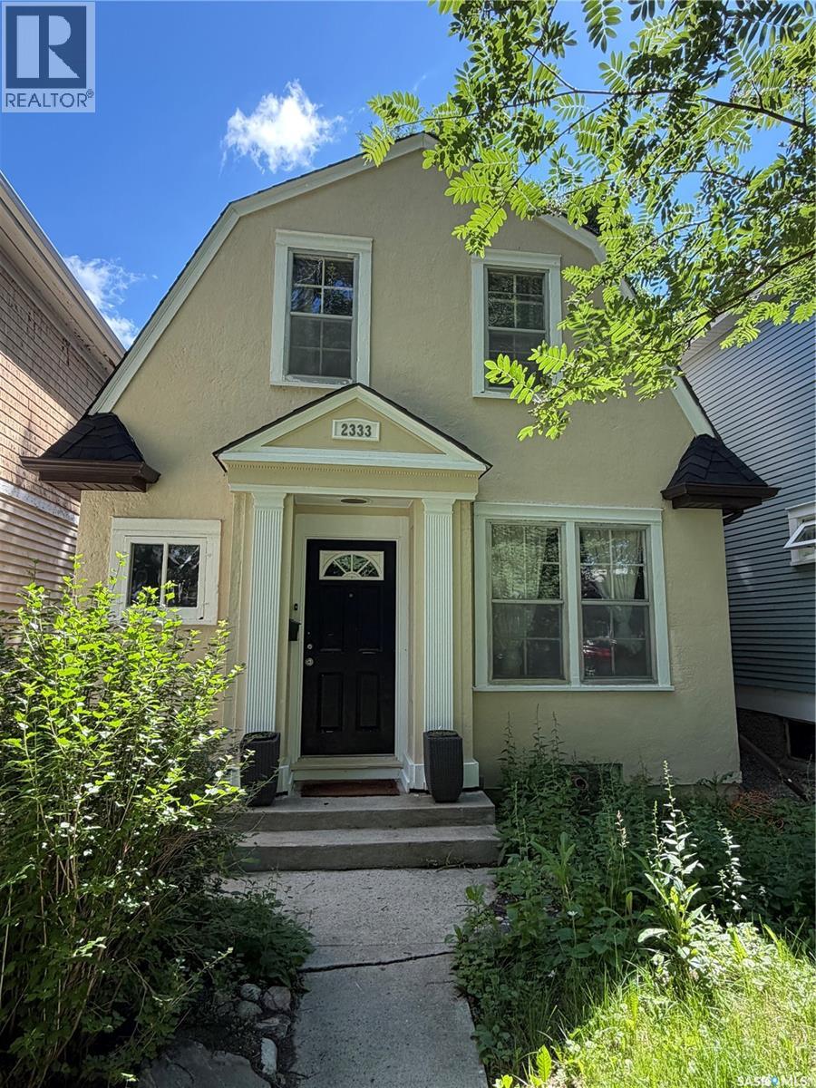 2333 Robinson STREET - 1