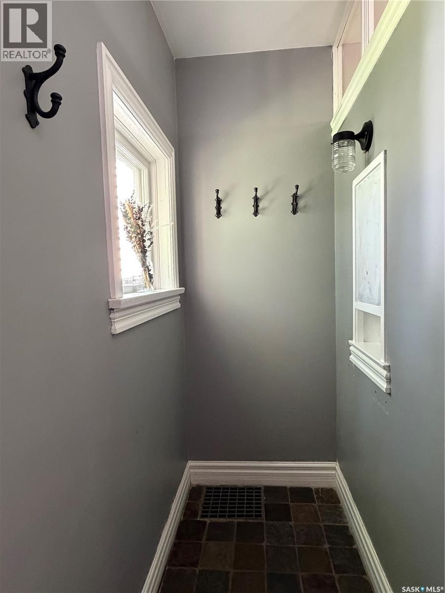 2333 Robinson STREET - 4
