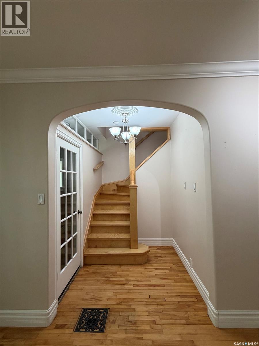 2333 Robinson STREET - 6