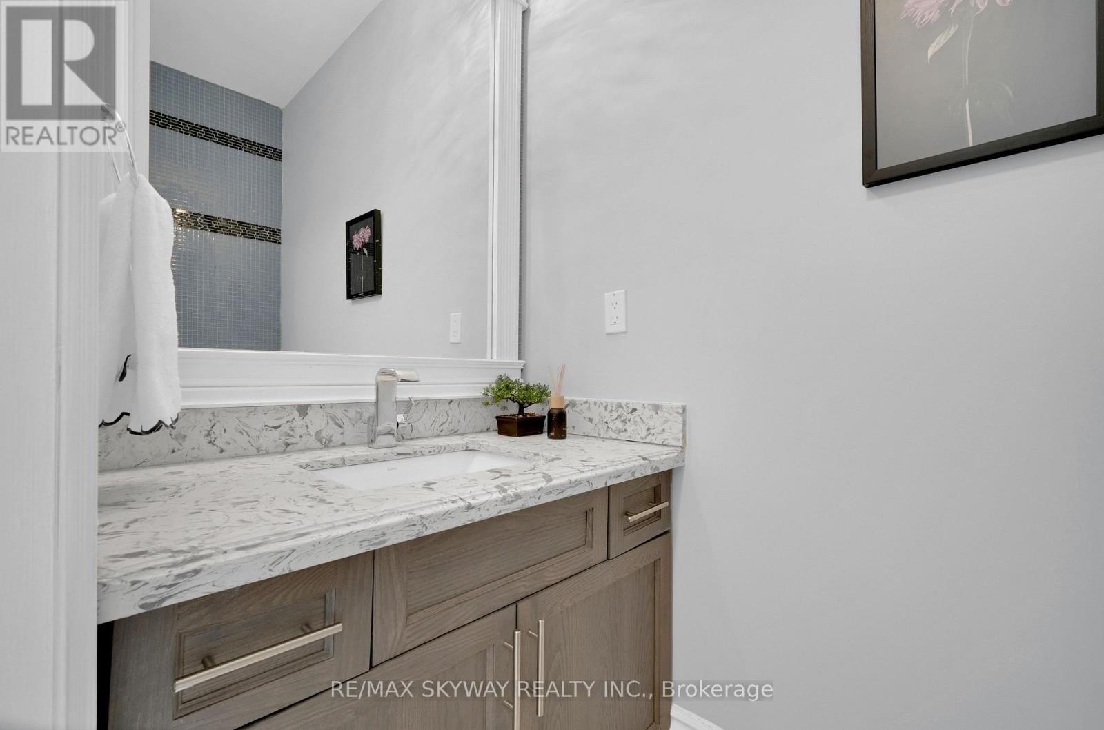 7 RIESLING COURT - 19