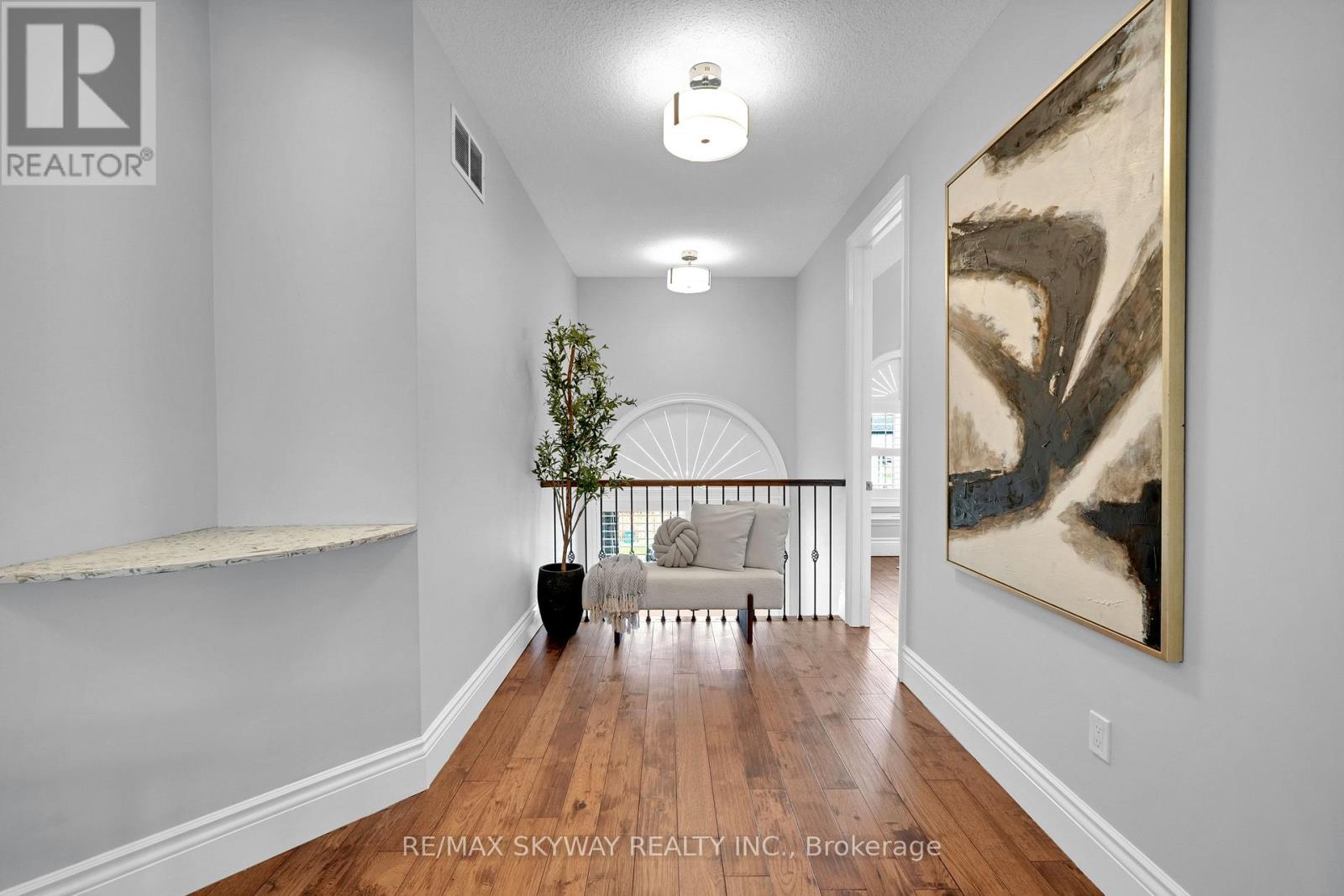 7 RIESLING COURT - 24