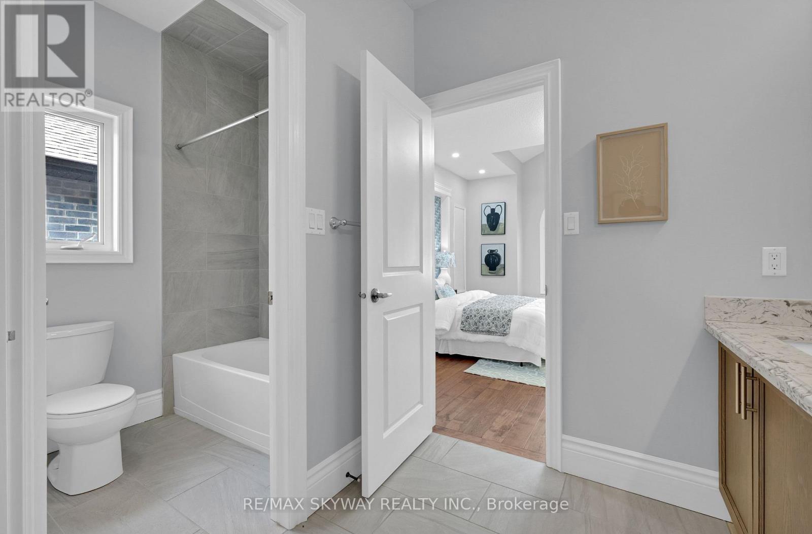 7 RIESLING COURT - 35
