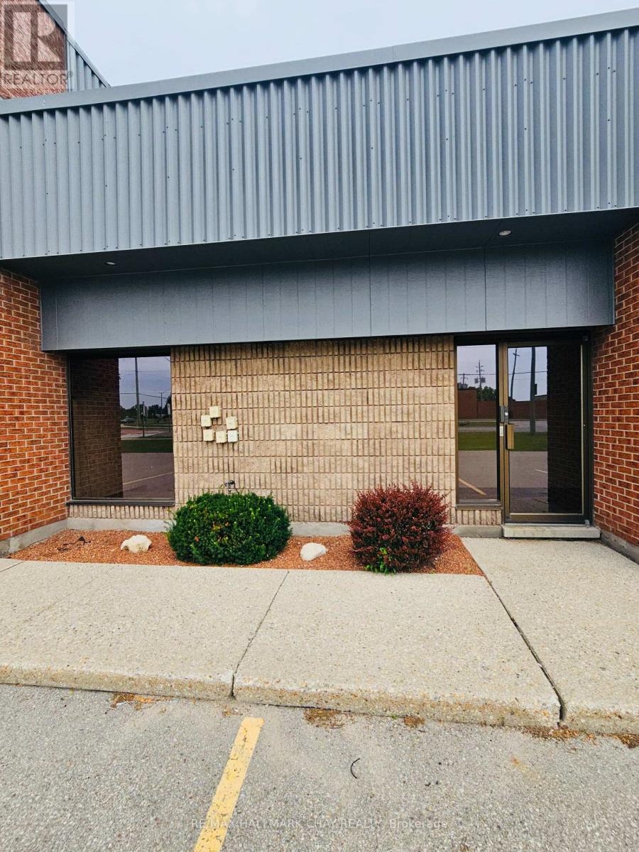 103 - 210 SHELDON DRIVE — photo 2