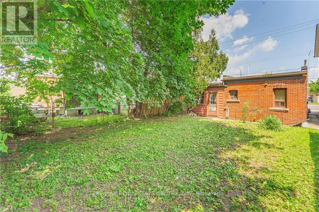 1274 BARTON STREET E - 16