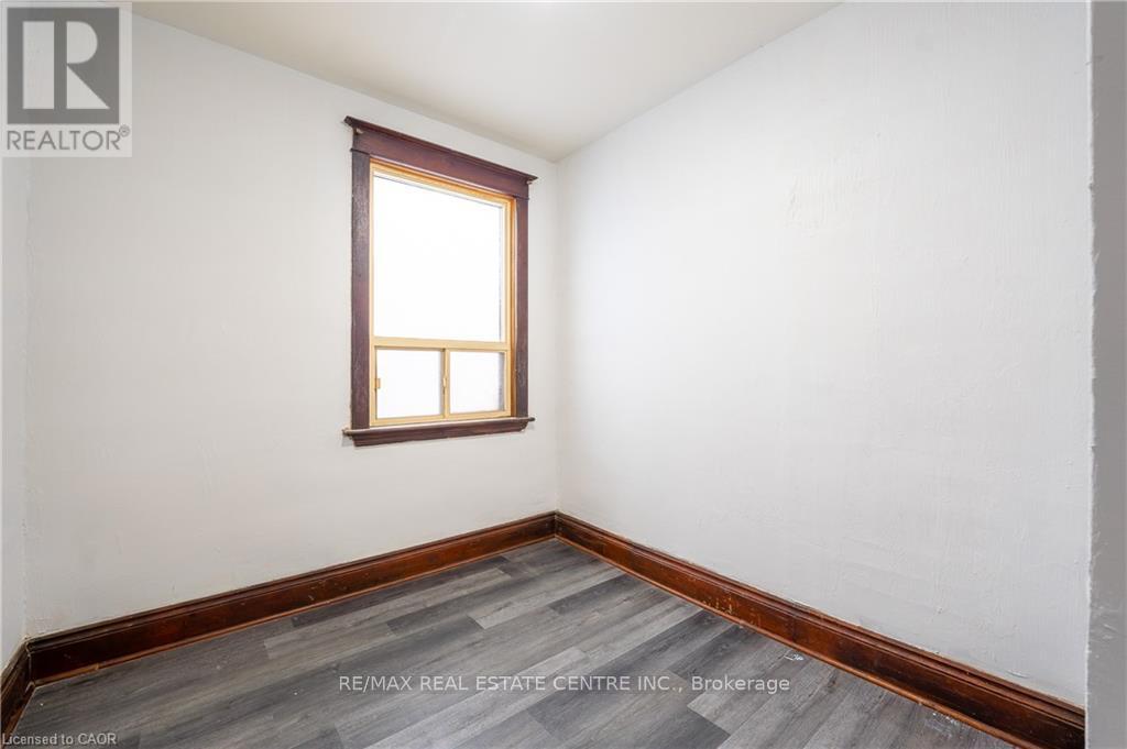 1274 BARTON STREET E - 2