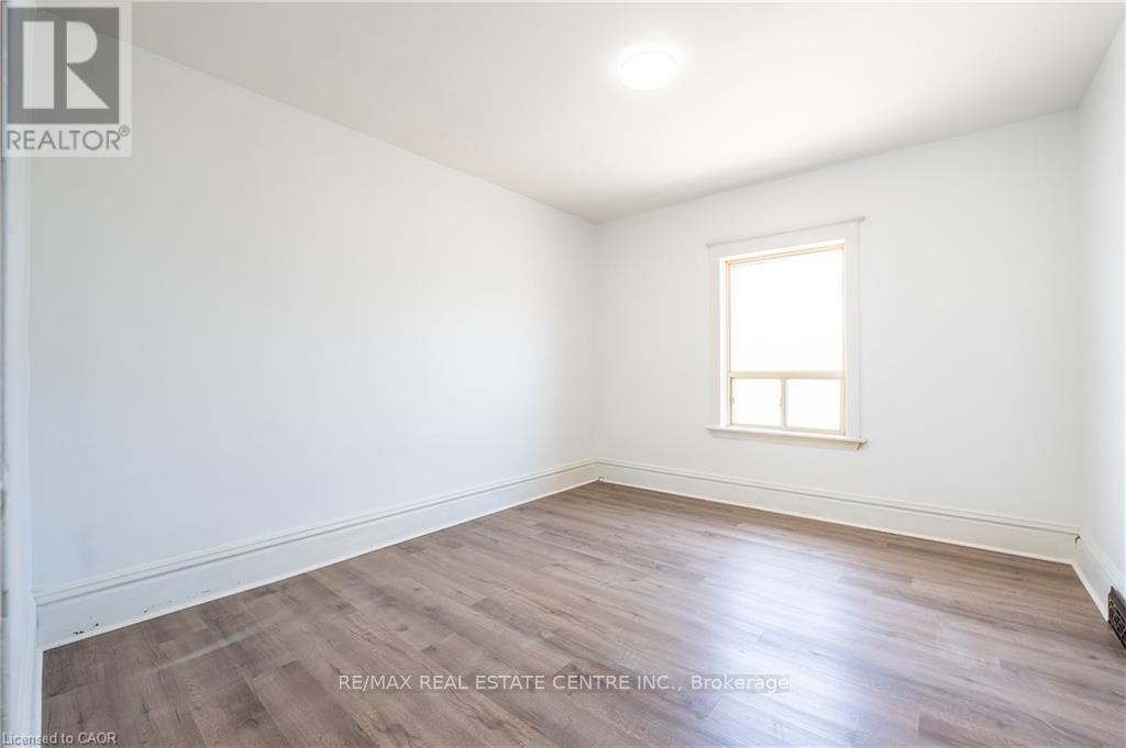 1274 BARTON STREET E - 9