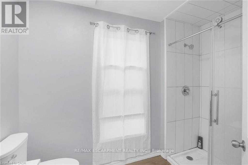 11 WRIGHT AVENUE - 14