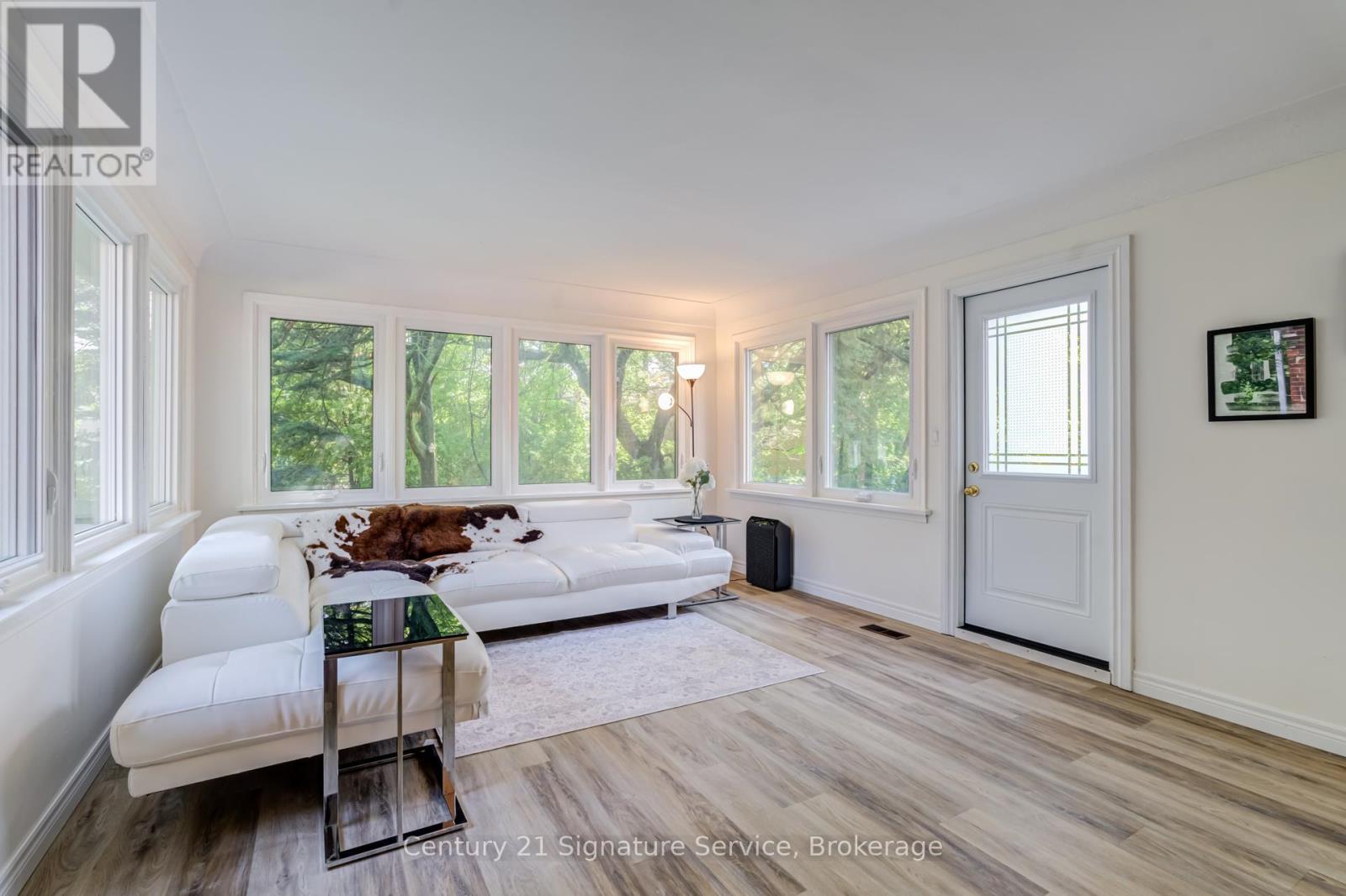13 ALLAN AVENUE - Image 23