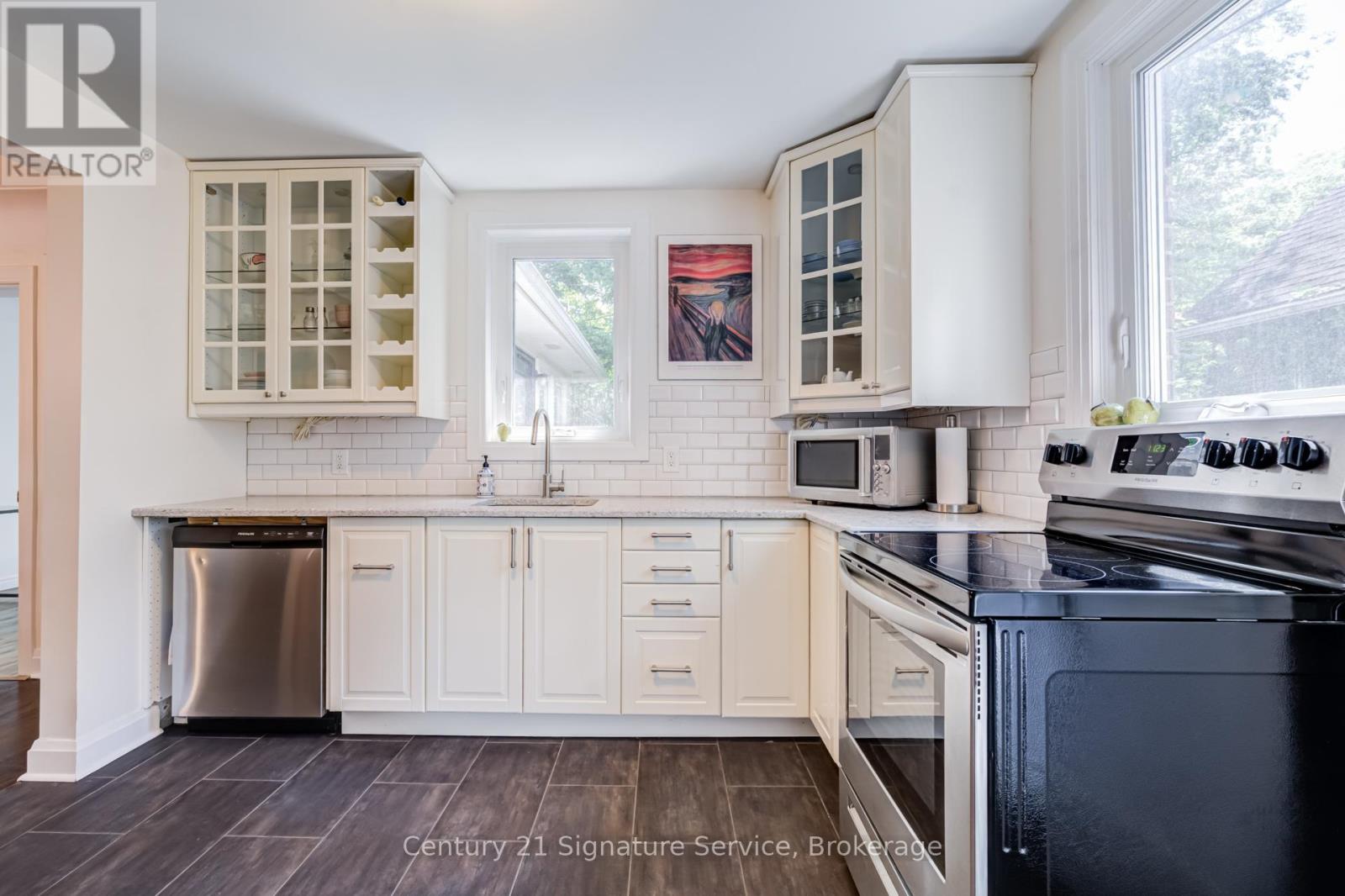 13 ALLAN AVENUE - Image 27