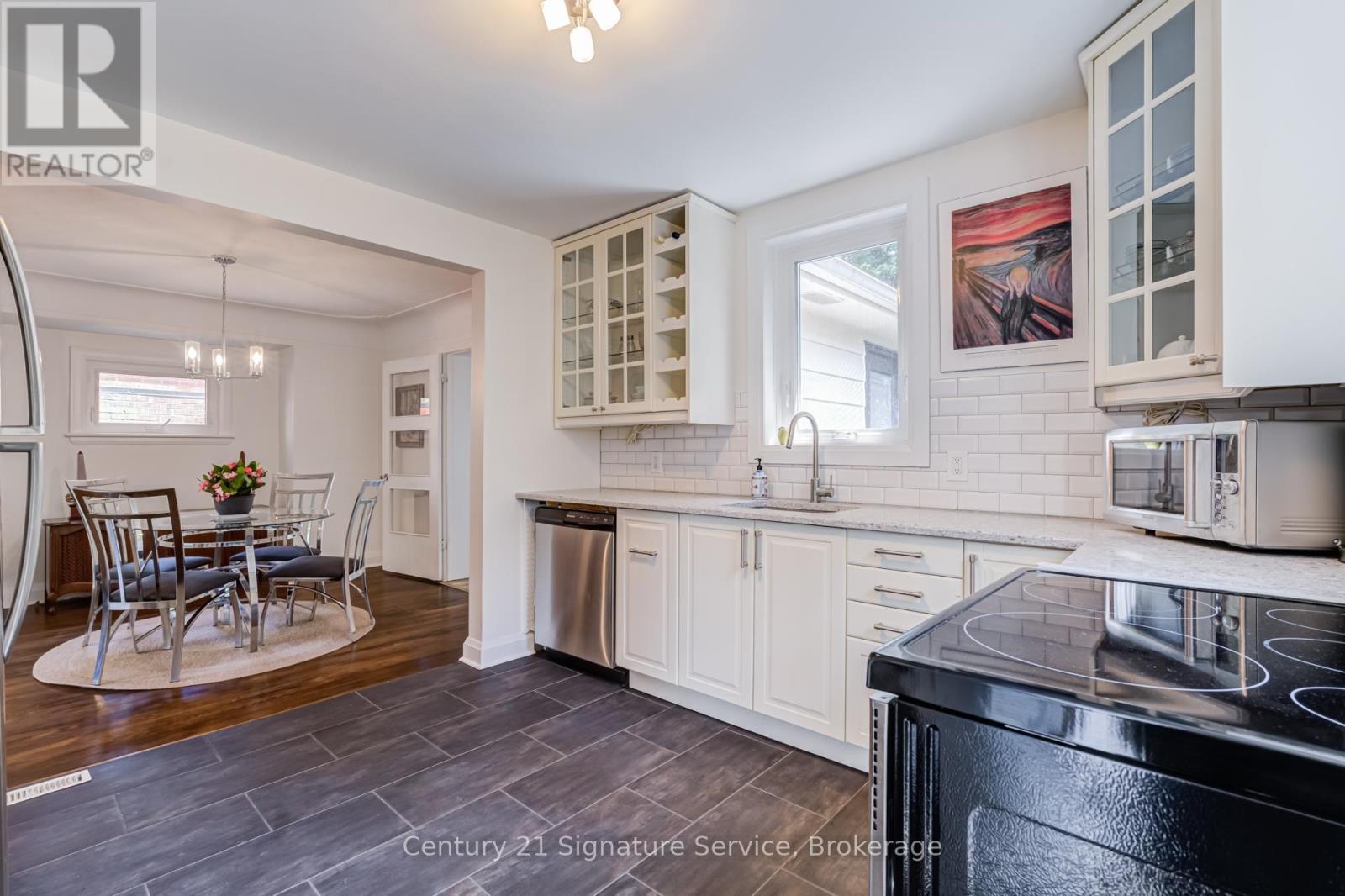 13 ALLAN AVENUE - Image 28