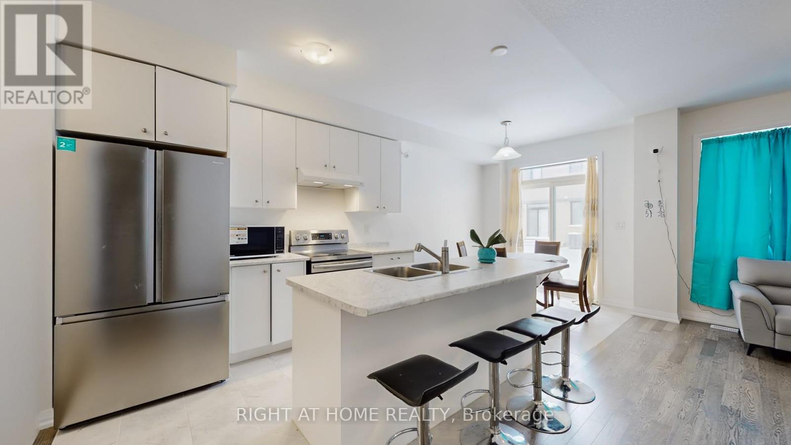 38 LONSDALE ROAD - 11