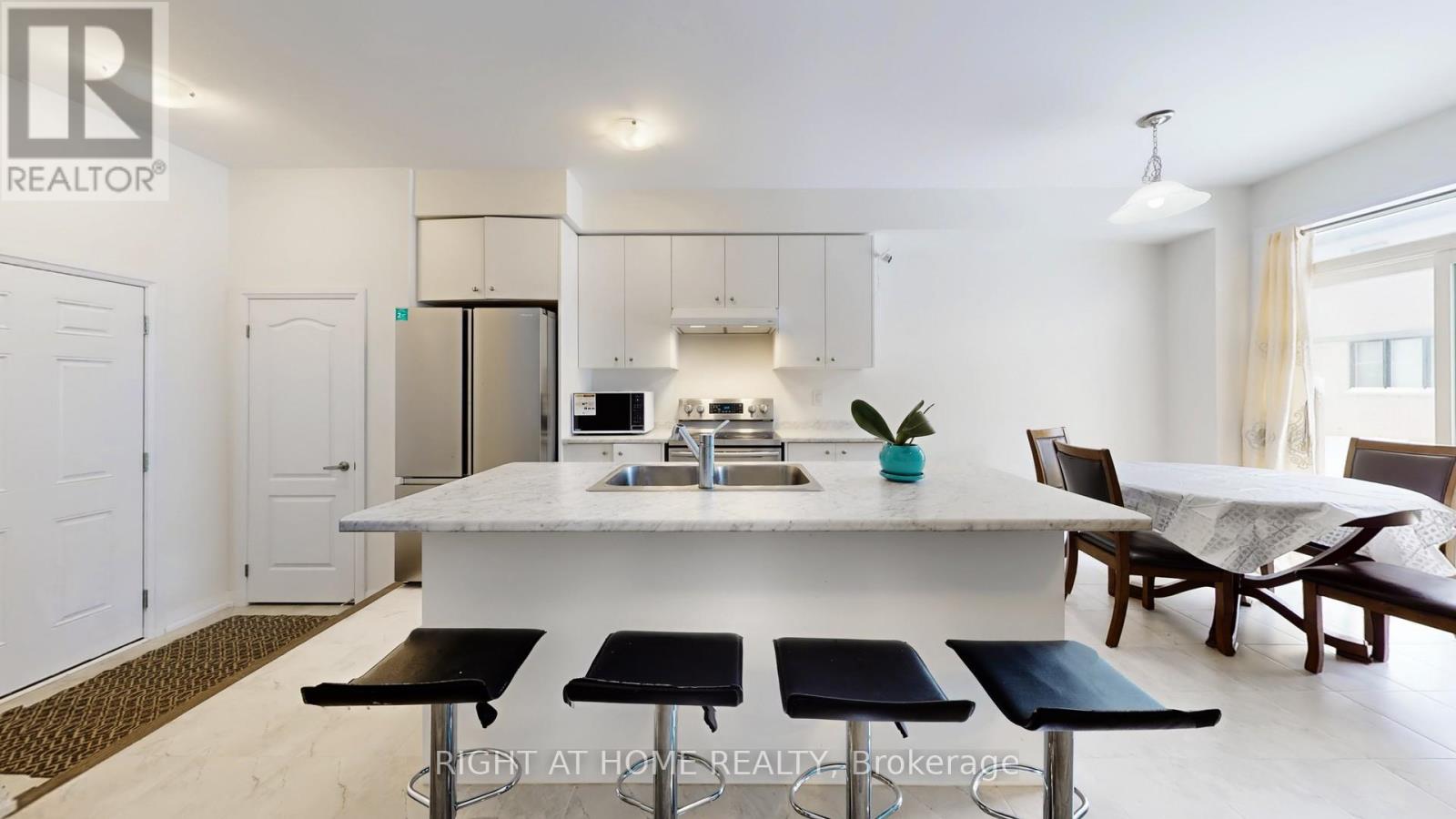 38 LONSDALE ROAD - 12