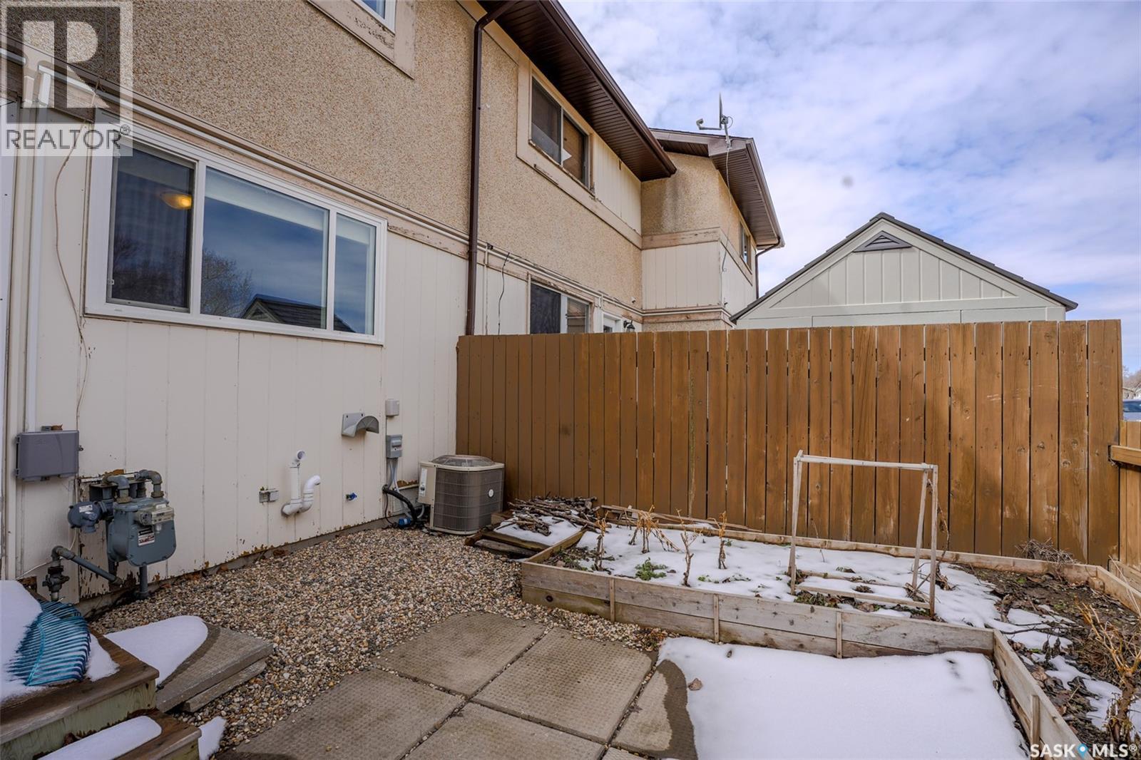 #91 Mackenzie WAY - 18