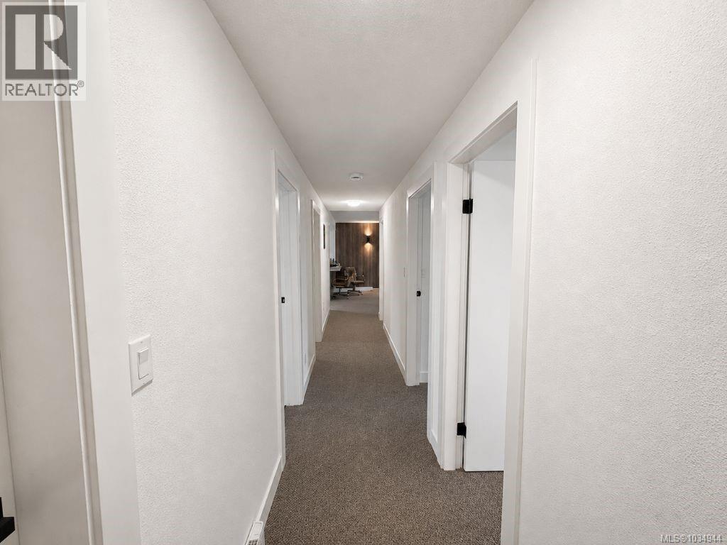 3782 Grieve Rd - 18