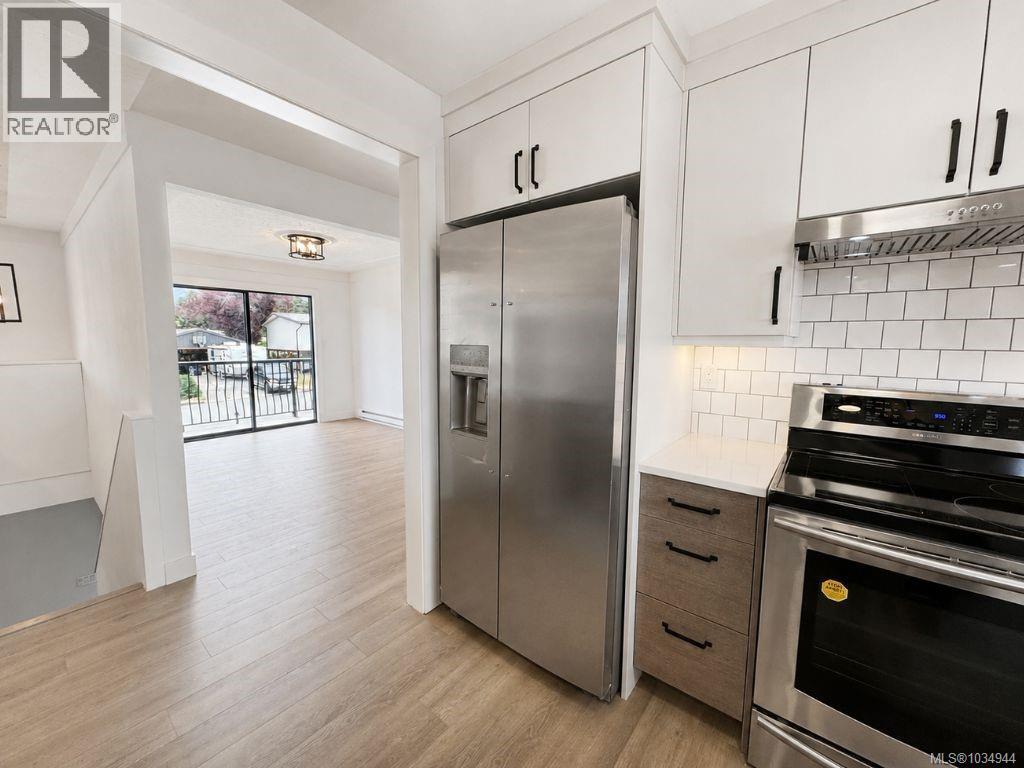 3782 Grieve Rd - 27
