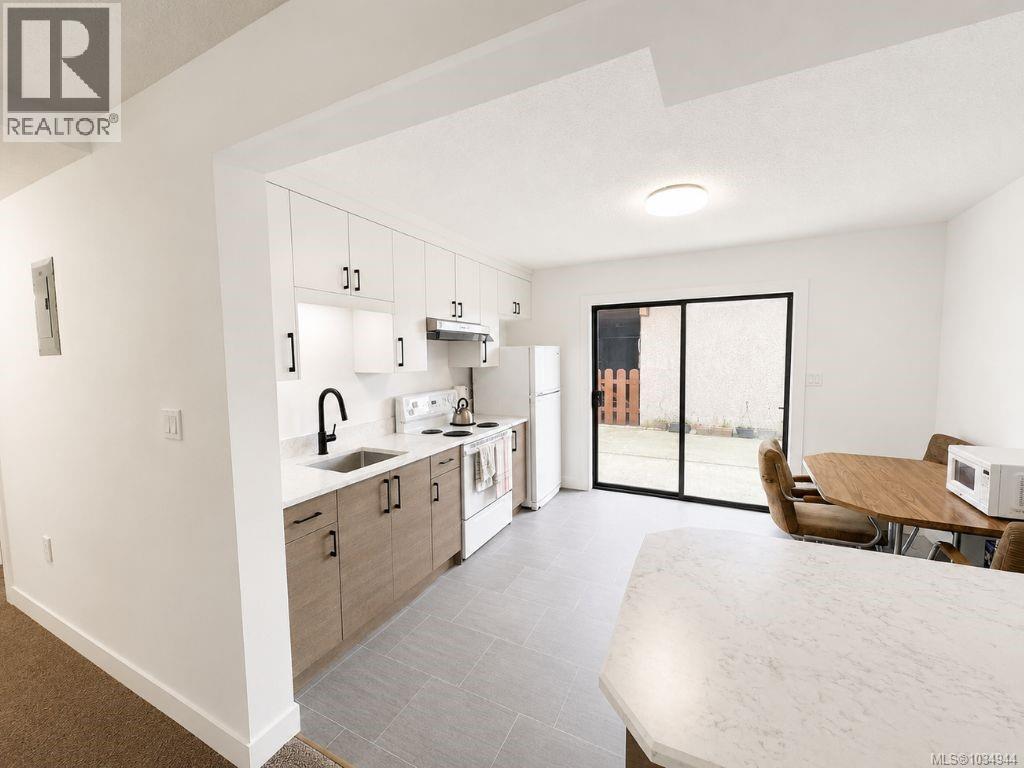 3782 Grieve Rd - 48