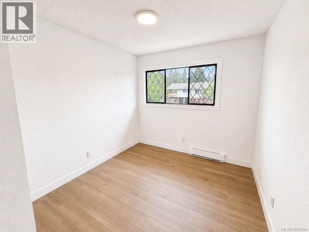 3782 Grieve Rd - 46