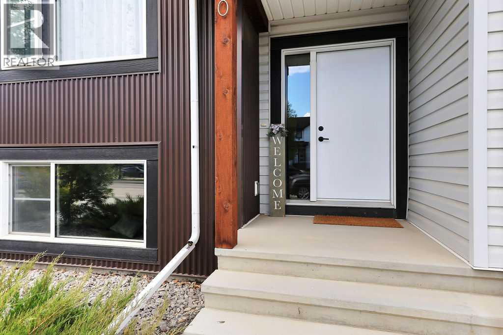 Listing photo – 30 Evergreen Way, Red Deer