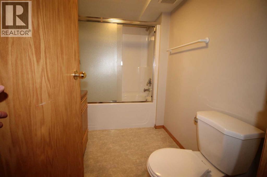 819 9 Avenue S - 28