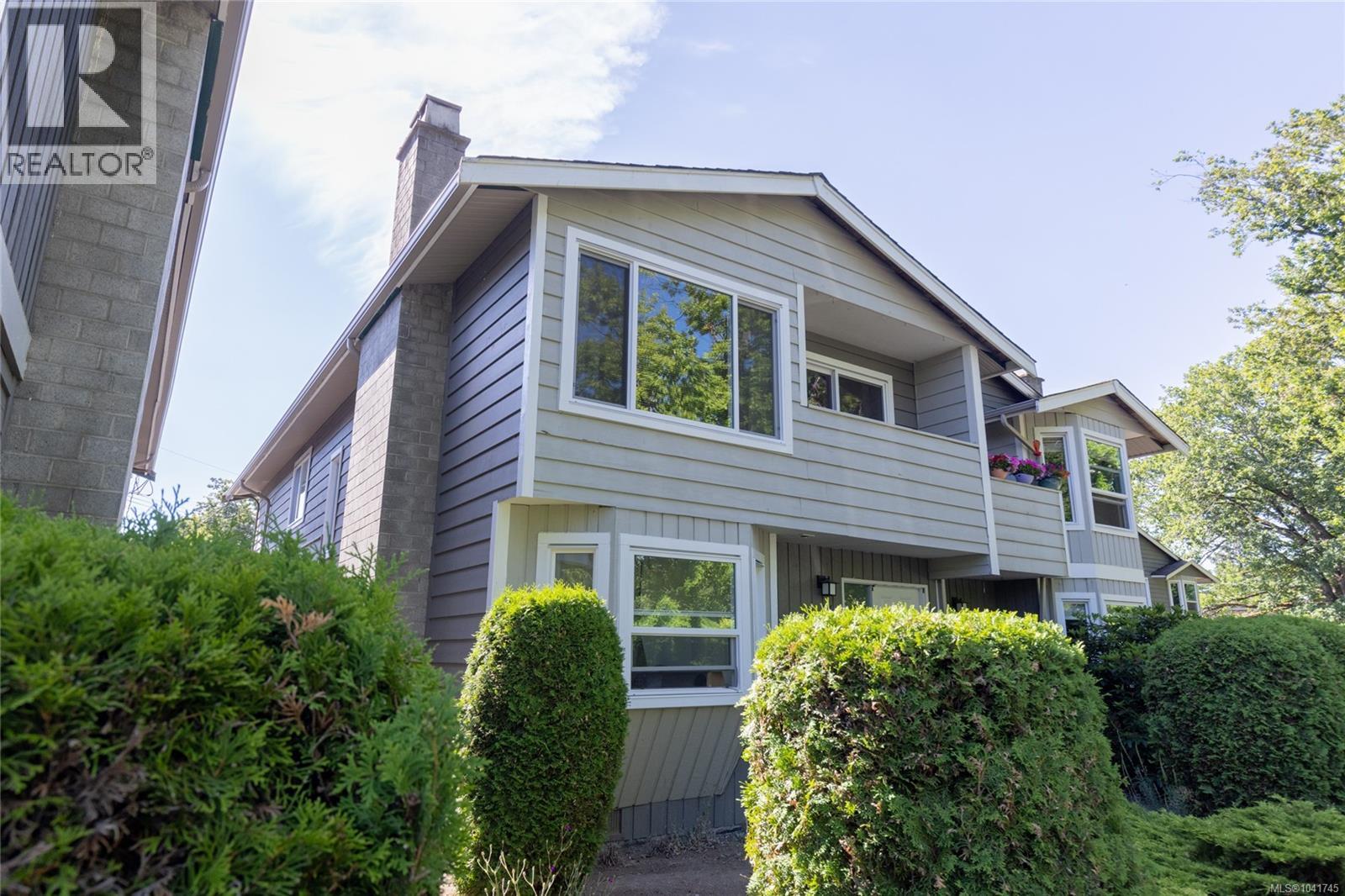 #22 211 Buttertubs Pl - 2