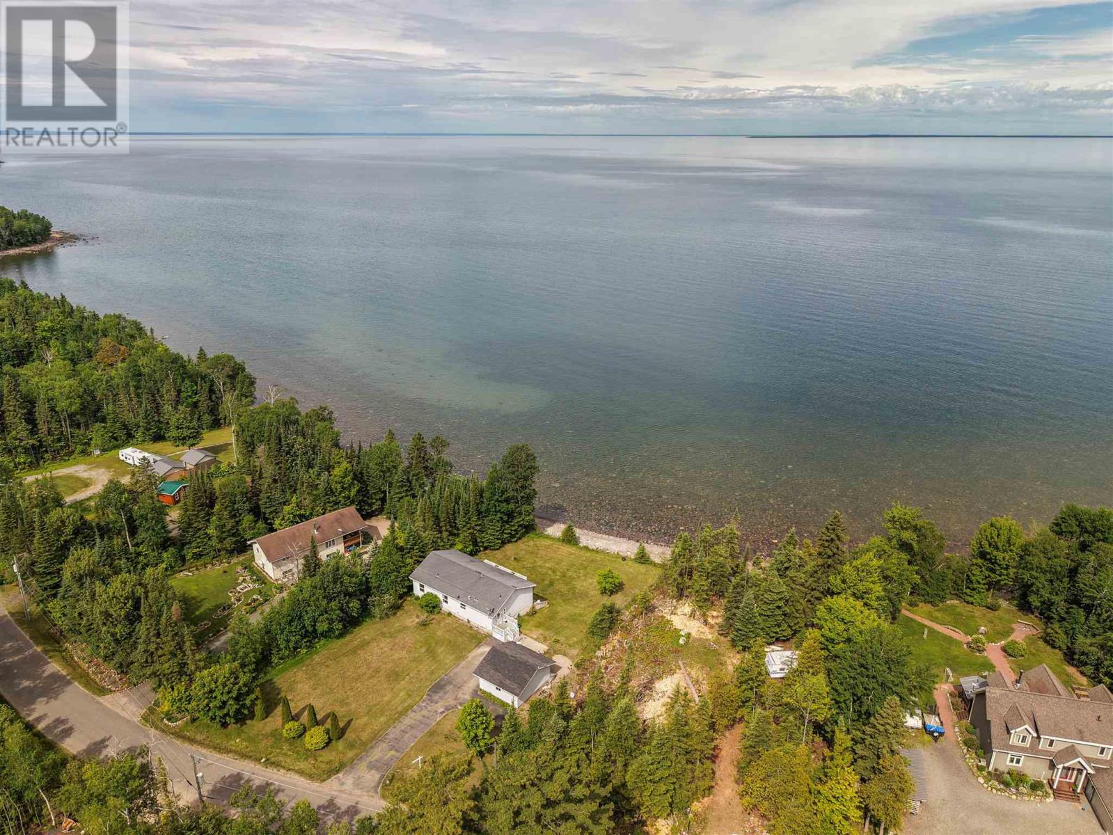 634 Lakeshore DR - 42