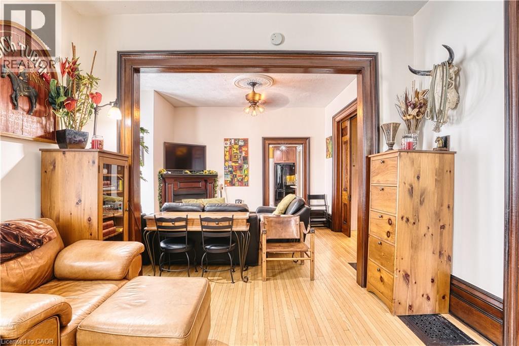 459 WALLACE Avenue N - 15