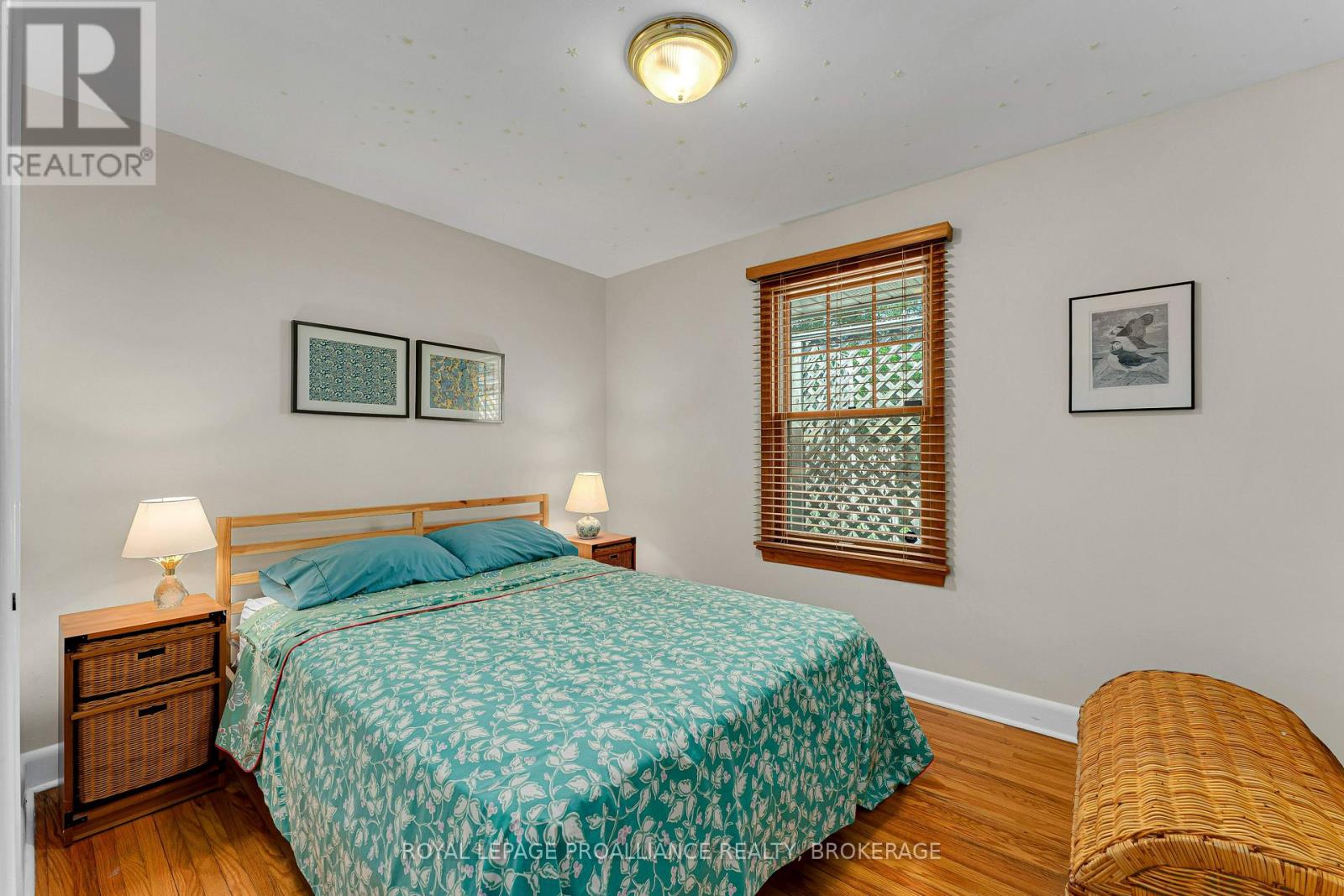 5 WATTS CRESCENT - 20