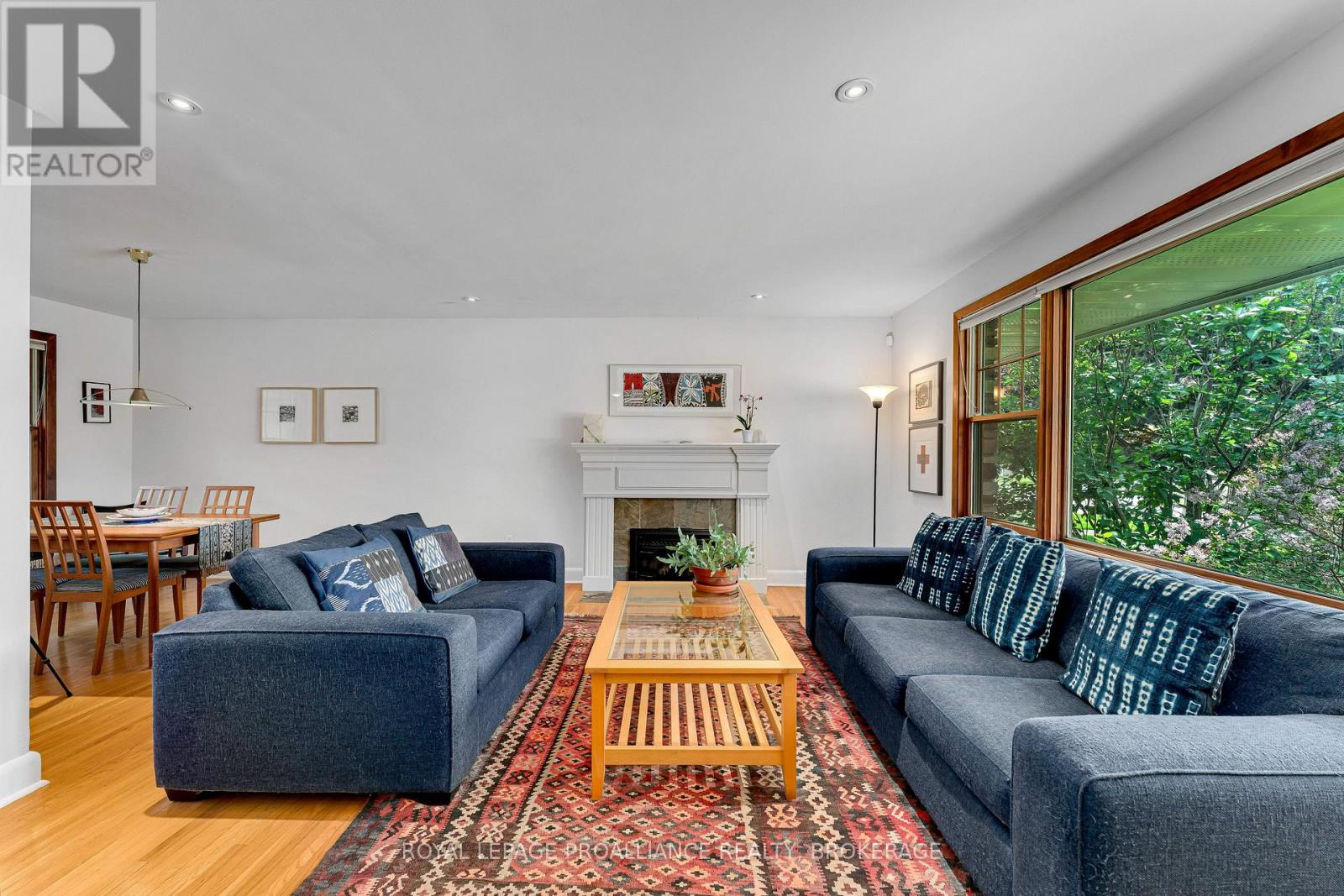 5 WATTS CRESCENT - 6