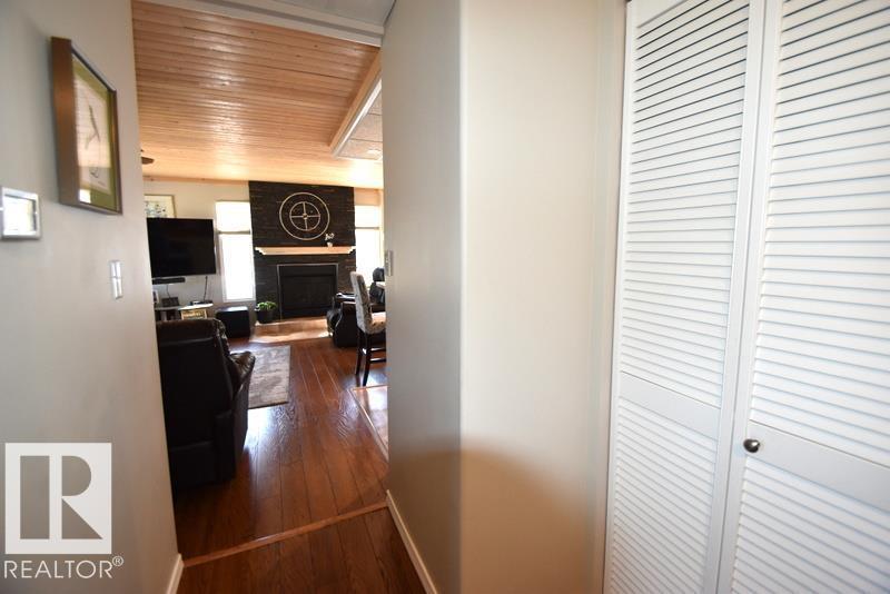64 Robin Lane (Mewatha Beach) - 15