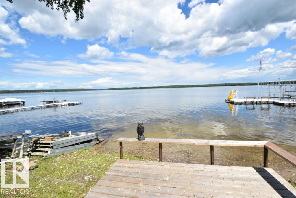 64 Robin Lane (Mewatha Beach) - 32