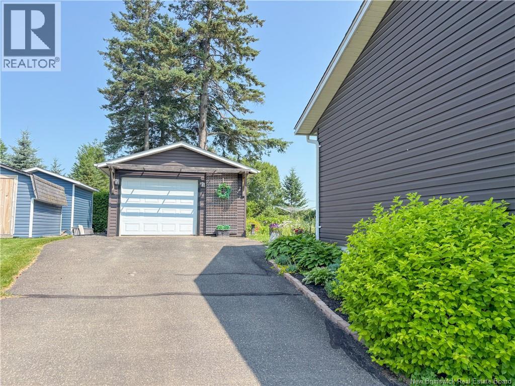 106 Bicentennial Drive - 2