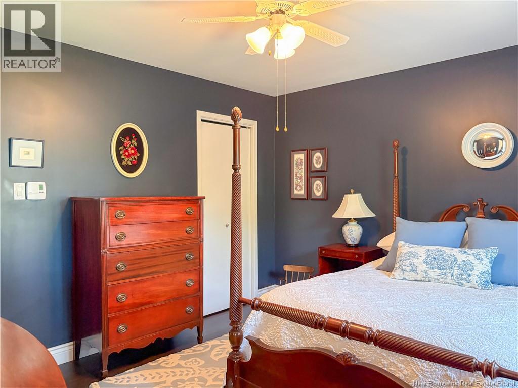 106 Bicentennial Drive - 24