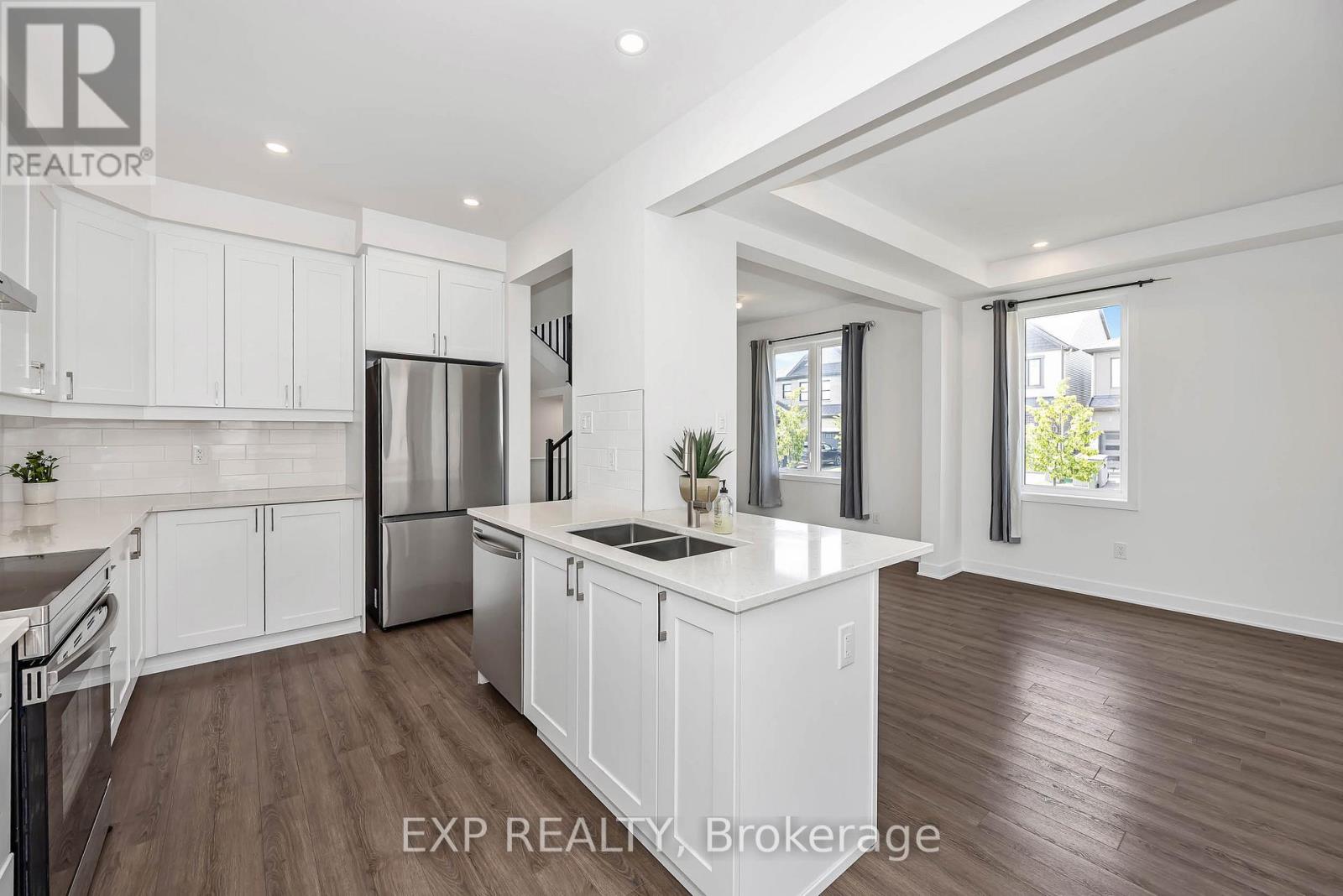 155 YEARLING CIRCLE - 18
