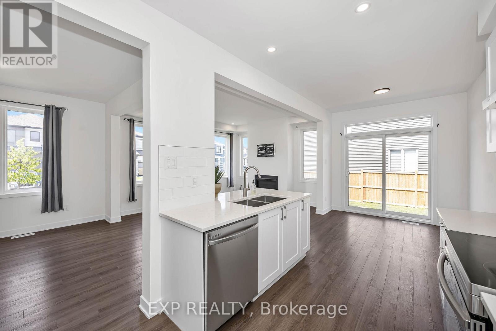 155 YEARLING CIRCLE - 19