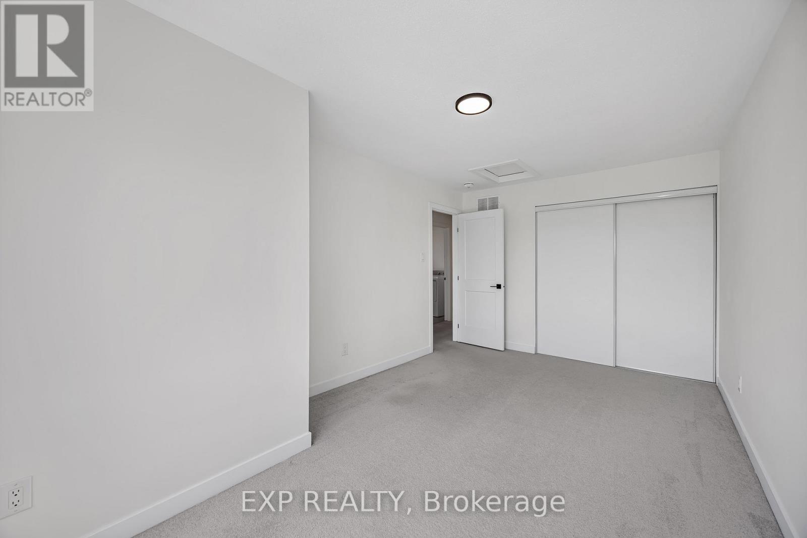 155 YEARLING CIRCLE - 25
