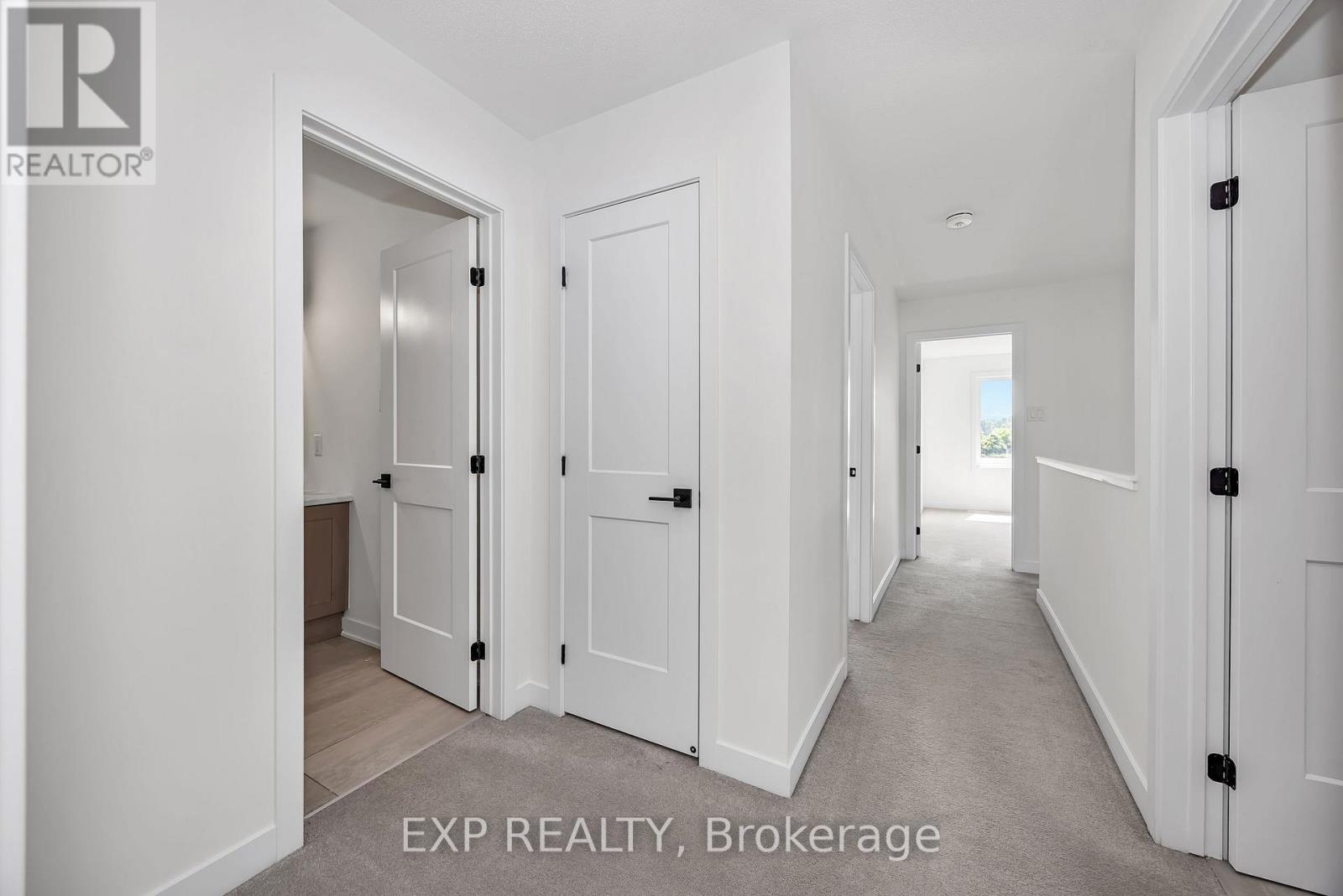 155 YEARLING CIRCLE - 27