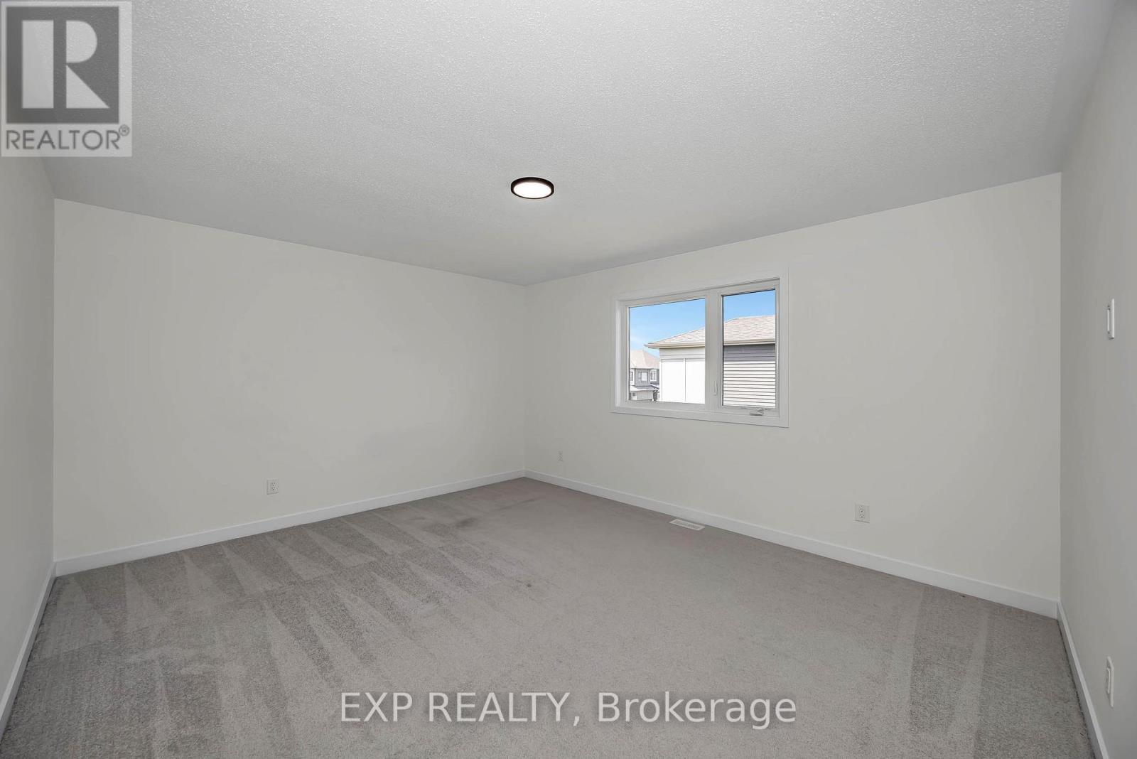 155 YEARLING CIRCLE - 31